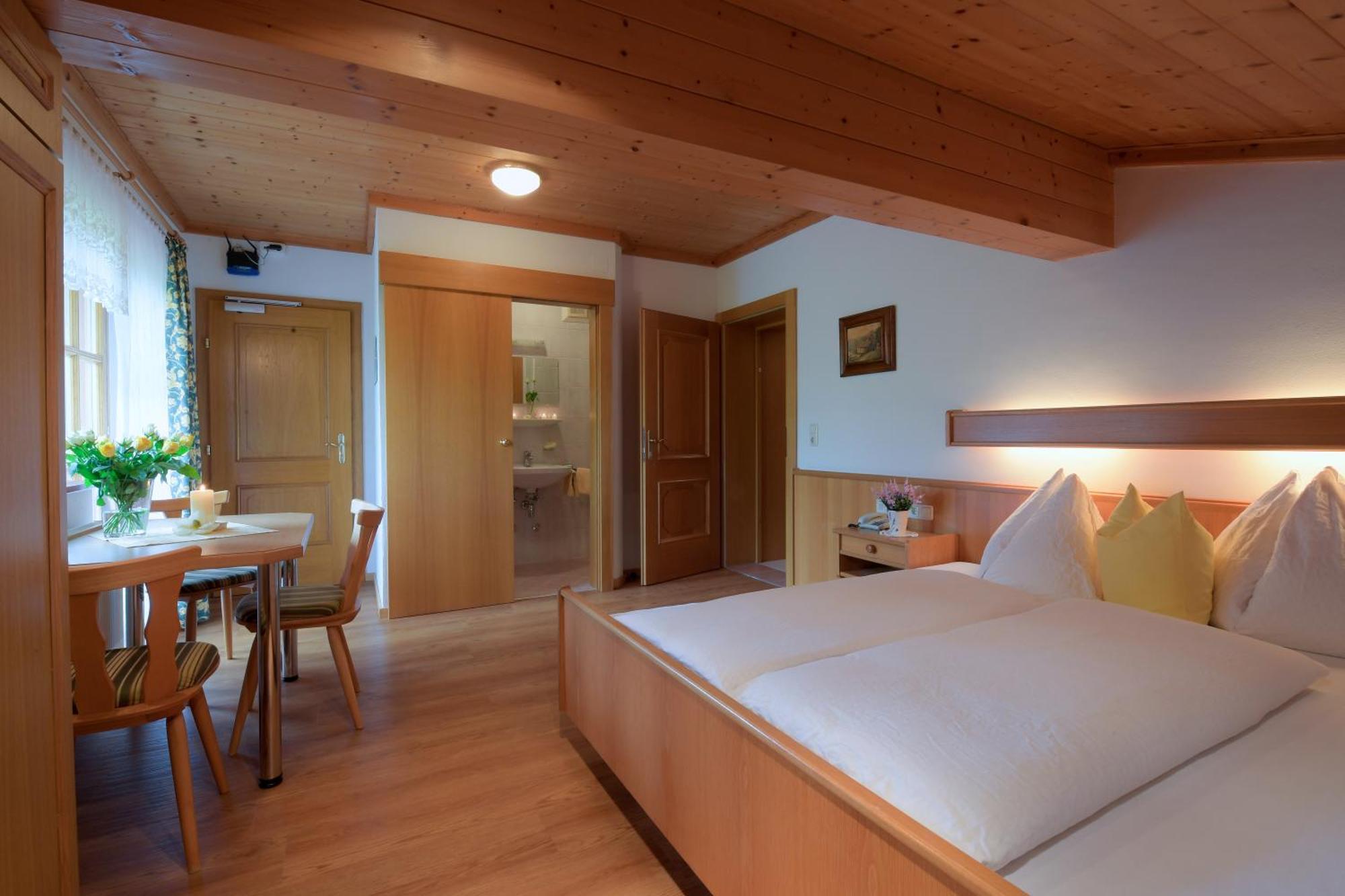Apartments - Pension Florian Sankt Johann im Pongau Eksteriør billede