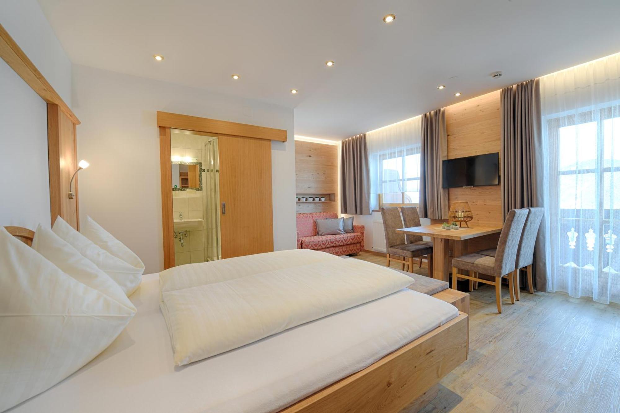 Apartments - Pension Florian Sankt Johann im Pongau Eksteriør billede
