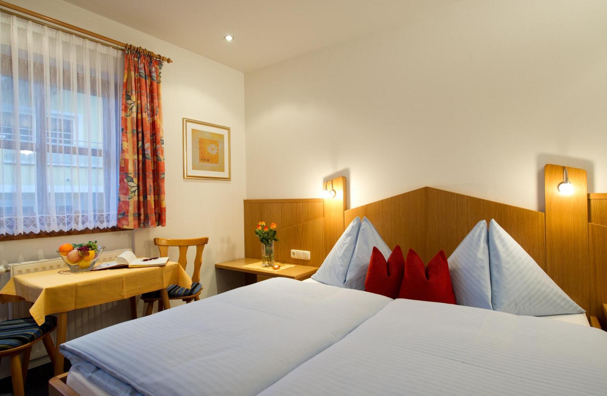 Apartments - Pension Florian Sankt Johann im Pongau Eksteriør billede